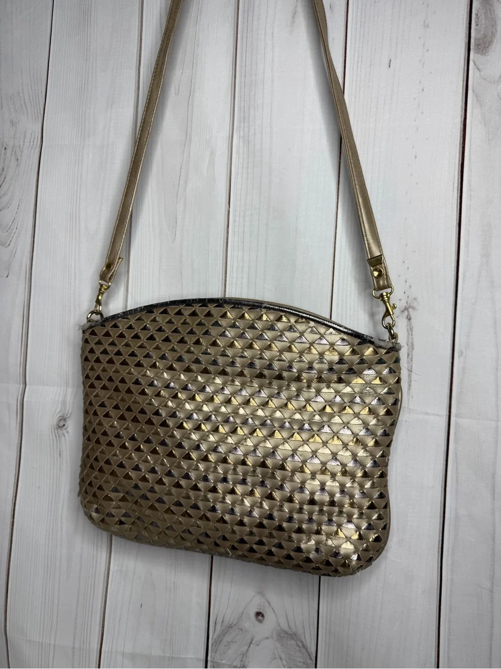 Vintage Metallic Warren Reed crossbody